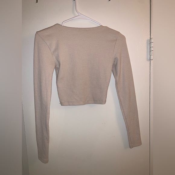 Zara beige long sleeve top - Picture 2 of 2